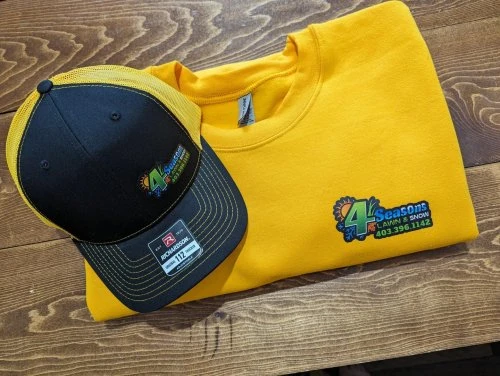 This heat wave has us thinking about some hot gear we’ve created. With so many customization options, you can really represent your brand in your way! We love the colour combinations here.  #customapparel #custommade #madeincanada #hat #hoodie