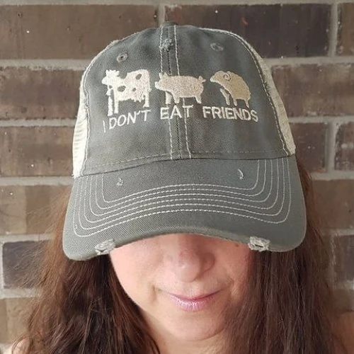 Our new #vegan friendly cap is on our etsy store now! https://www.etsy.com/ca/listing/658297092/vegan-adjustable-hat-i-dont-eat-friends #freeshipping #vegetarian #donteatmeat #animalcruelty