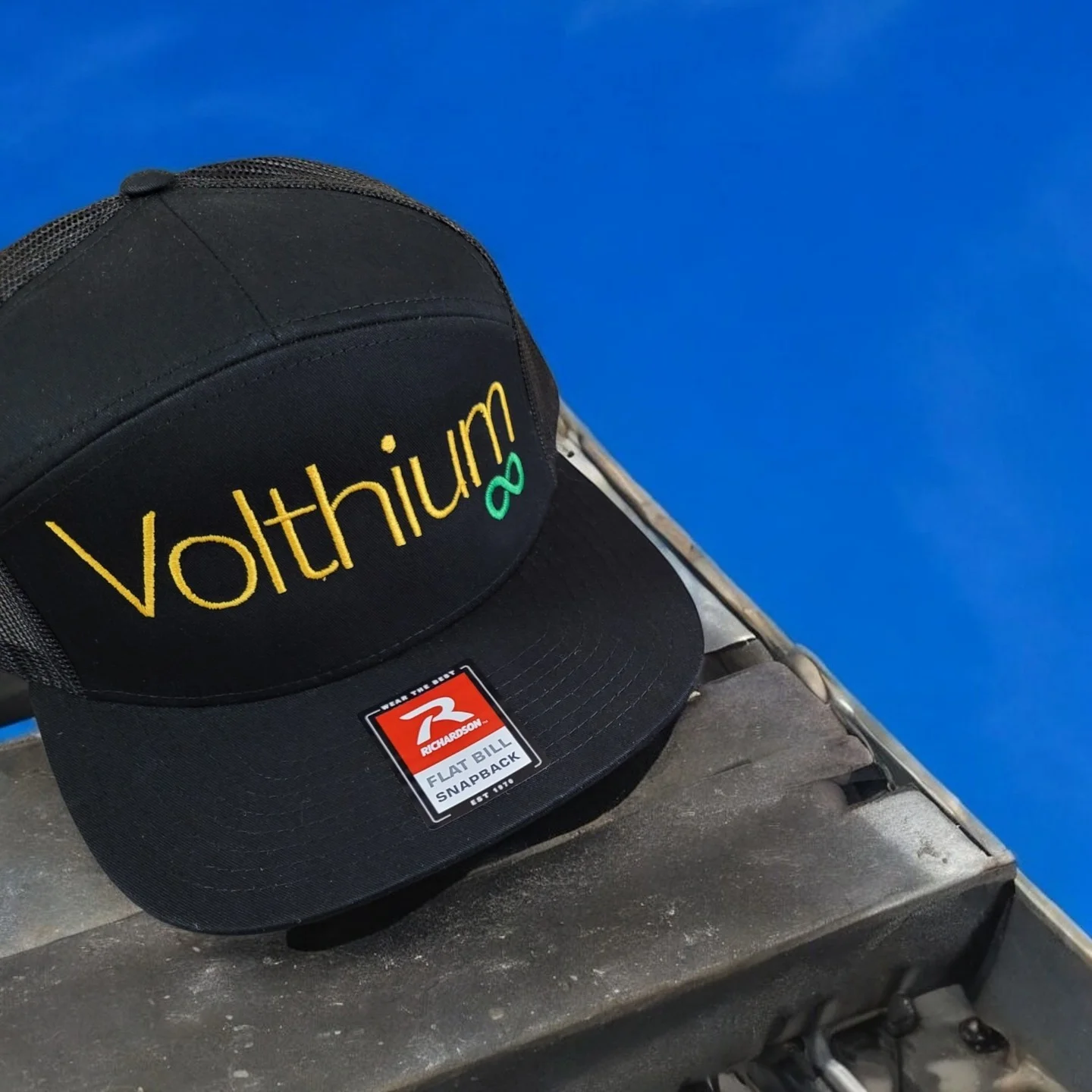 Check out this slick new cap for Volthium! The bold yellow branding, green infinity symbol, and flat bill design make this hat a true head-turner. Whether you're rocking it at the office or on the field, this cap is sure to make a statement. What do you think of this look? Let me know in the comments!https://customcaps.ca
.
.
#CustomCapsCanada
#EmbroideredCaps
#TeamSwag
#CustomDesign
#QualityCraftsmanship
#OfficeFavorites
#CustomHeadwear
#MadeInCanada
#FYP